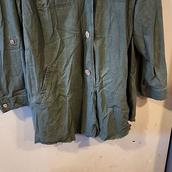 Beautiful Torrid lightweight jacket size 3 - Picture 2 of 7